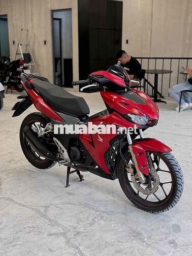 Bán Honda Winner X ABS màu đỏ nhám xe đẹp