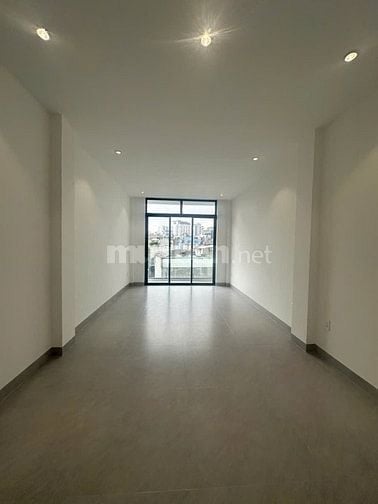 Cho Thuê Nhà Mới Xây 100% Đường Võ Oanh, P.25. Quận bt có thang máy 