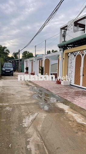 Tôi Cần Bán Nhà Gần bên Chợ Bình Chánh