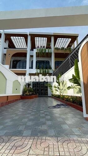 Tôi Cần Bán Nhà Gần bên Chợ Bình Chánh