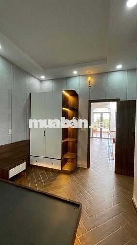 Tôi Cần Bán Nhà Gần bên Chợ Bình Chánh