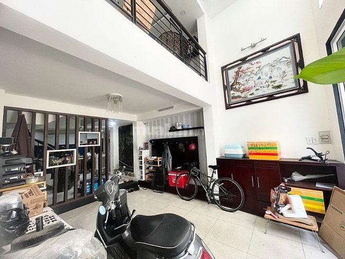 BÁN NHÀ XÂY 5 TẦNG - HOÀNG HOA THÁM ( 10.5 TỶ )