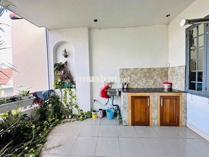 Tách bếp – có ban công – giá sinh viên mà sống vibe người thành đạt!