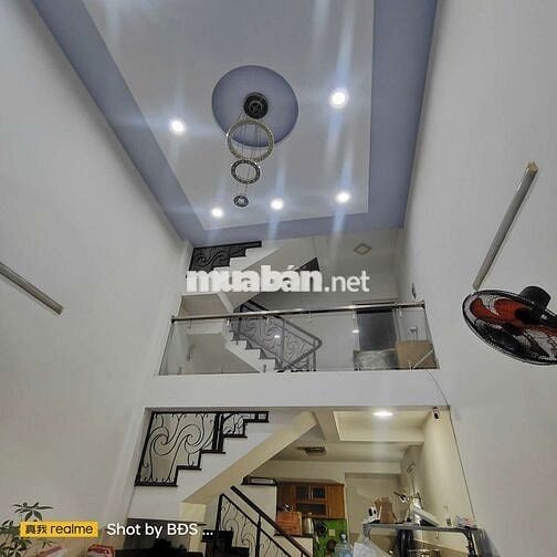 Cho thuê nhà 2lầu hẻm xe tải đs2 HBP 11tr/tháng