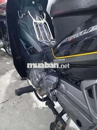 Xe máy Yamaha sirius RC màu đen