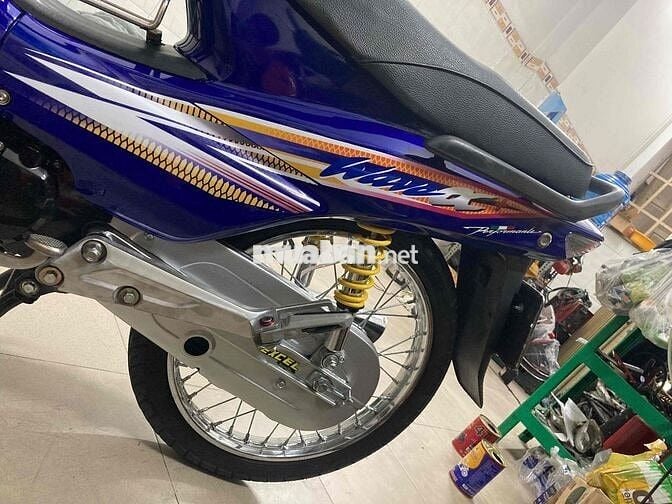 xe liên doanh fu Nhật