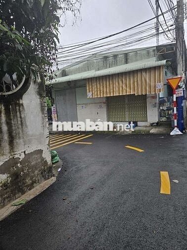 Nhà mặt tiền vừa ở vừa kinh doanh phường dĩ an,giá 3 tỷ 550 triệu