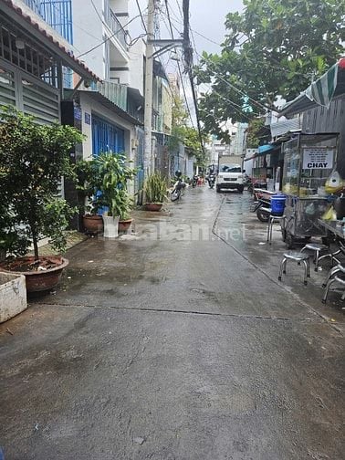  NHÀ ĐẸP 3 TẦNG HẺM 5,5M  – XE HƠI VÀO NHÀ – GẦN AEON TÂN PHÚ