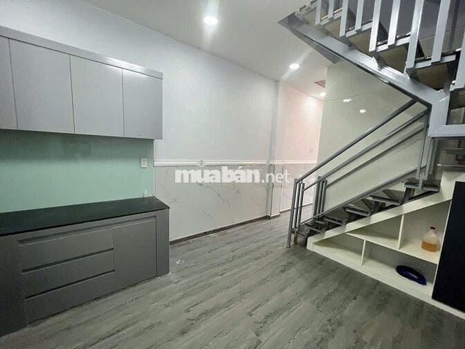 BÁN NHÀ ĐƯỜNG SỐ 4,LINH TÂY, DIỆN TÍCH 32 M2, GIÁ CHỈ 3.35 TỶ.