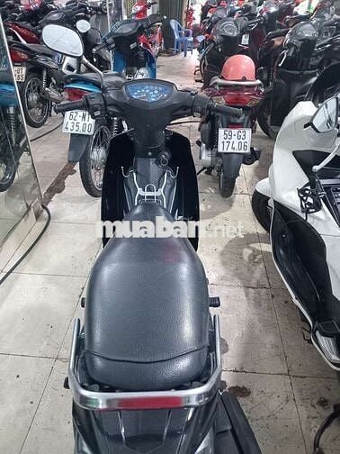 Xe máy Yamaha sirius RC màu đen