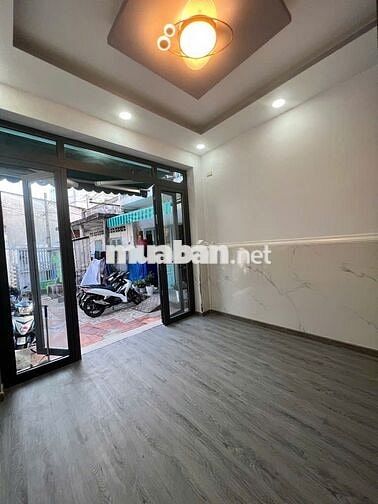 BÁN NHÀ ĐƯỜNG SỐ 4,LINH TÂY, DIỆN TÍCH 32 M2, GIÁ CHỈ 3.35 TỶ.