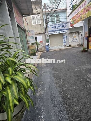 Nhà mặt tiền vừa ở vừa kinh doanh phường dĩ an,giá 3 tỷ 550 triệu