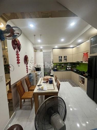  NHÀ ĐẸP 3 TẦNG HẺM 5,5M  – XE HƠI VÀO NHÀ – GẦN AEON TÂN PHÚ