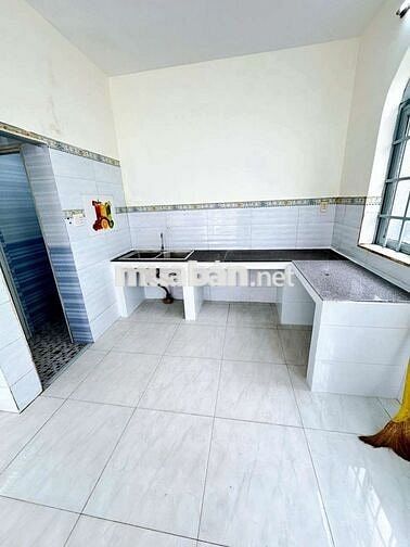 Nhà thuê Mặt Tiền Trần Thị Báo. Quận Tân Phú (2pn, 2wc).Dtsd 140m2