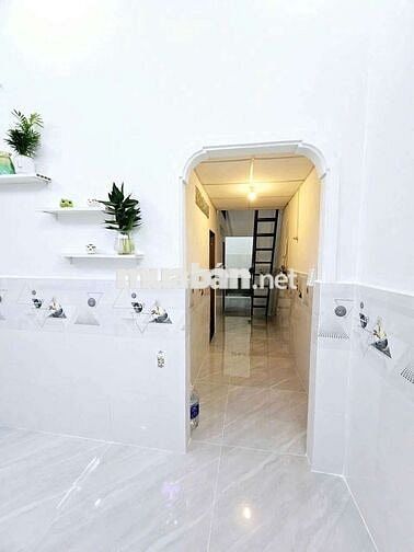 Nhà mặt tiền vừa ở vừa kinh doanh phường dĩ an,giá 3 tỷ 550 triệu