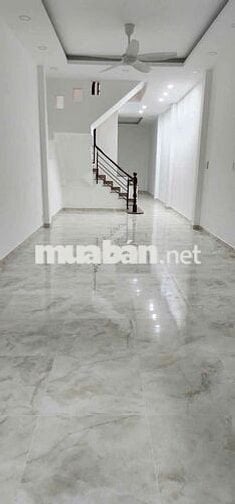 Cho thuê nhà mặt tiền kinh doanh đường CMT8, P7, Q.TB