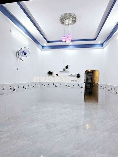 Nhà mặt tiền vừa ở vừa kinh doanh phường dĩ an,giá 3 tỷ 550 triệu