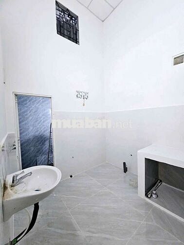 Nhà mặt tiền vừa ở vừa kinh doanh phường dĩ an,giá 3 tỷ 550 triệu