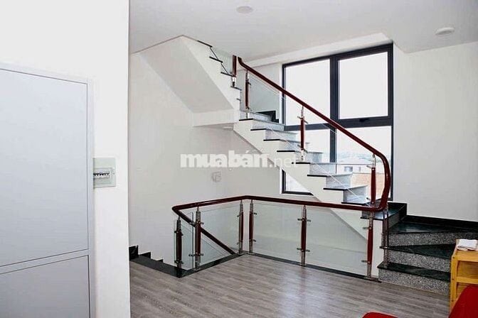 Bán Villa 10 phòng KD ngay công viên ánh sáng lớn nhất Châu Á.