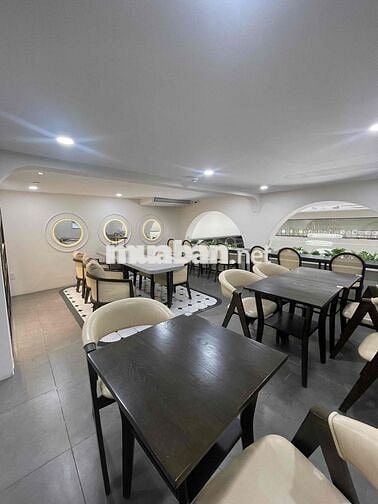 CHO THUÊ NHÀ MT LÊ THỊ HỒNG GẤM Q1