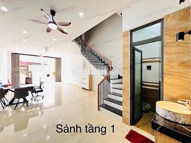 CHO THUÊ NHÀ - MẶT TIỀN TRUNG TÂM TP  - NHÀ 1 TRỆT 3 LẦU