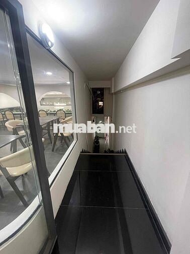 CHO THUÊ NHÀ MT LÊ THỊ HỒNG GẤM Q1