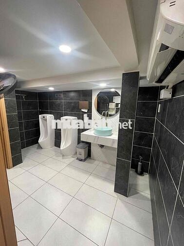 CHO THUÊ NHÀ MT LÊ THỊ HỒNG GẤM Q1