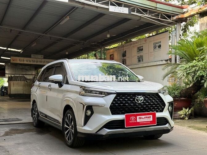 Toyota Veloz Cross 2023  Trắng - 67475 km