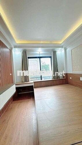 💎 Bán nhà siêu phẩm Ngọc Thụy 31m2 5 tầng đủ nội thất an cư đáng sống