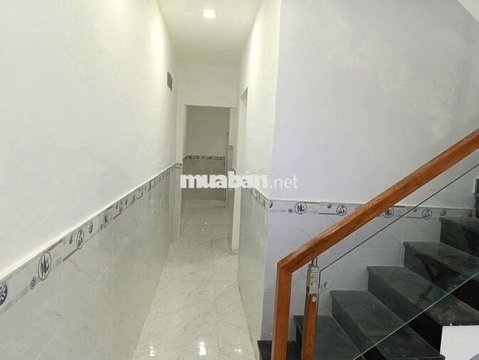 BÁN NHÀ MẶT TIỀN GÁC LỬNG 4 X 28M - ĐÔNG THẠNH HOC MÔN GẦN Q12