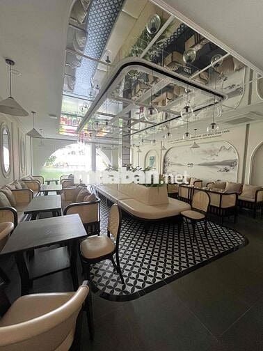 CHO THUÊ NHÀ MT LÊ THỊ HỒNG GẤM Q1