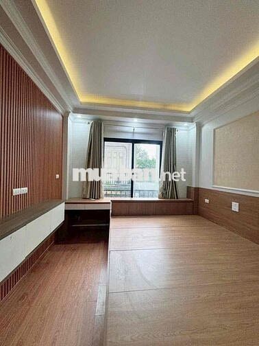 💎 Bán nhà siêu phẩm Ngọc Thụy 31m2 5 tầng đủ nội thất an cư đáng sống