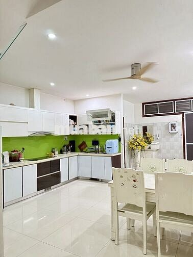 CHÍNH CHỦ CẦN BÁN NHÀ 3 TẦNG ĐƯỜNG LÊ KIM LĂNG VỈA HÈ 10M