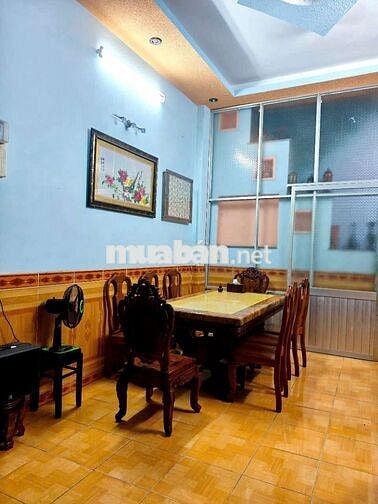 Nhà hẻm nhựa xe tải, 4 tầng, 5 phòng ngủ, 6 toilet