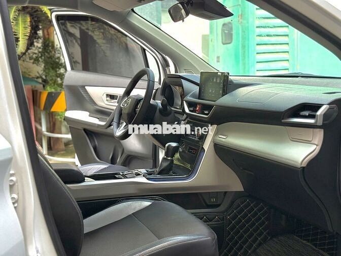 Toyota Veloz Cross 2023  Trắng - 67475 km