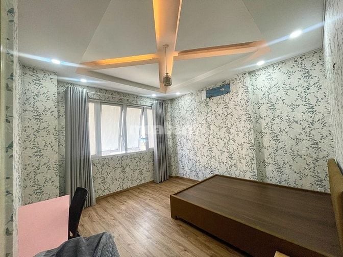 BÁN NHÀ XÂY 5 TẦNG - HOÀNG HOA THÁM ( 10.5 TỶ )