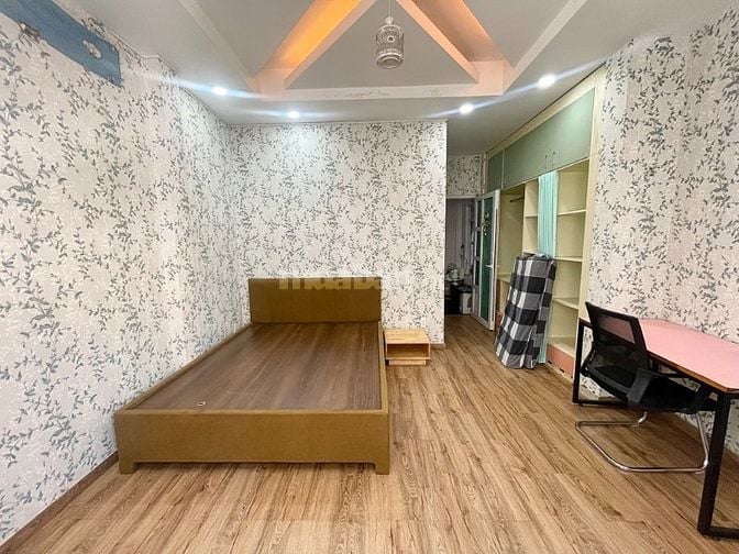 BÁN NHÀ XÂY 5 TẦNG - HOÀNG HOA THÁM ( 10.5 TỶ )