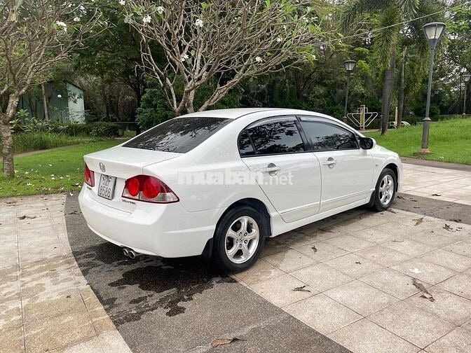 Honda Civic 2008 1.8 AT - 932180 km