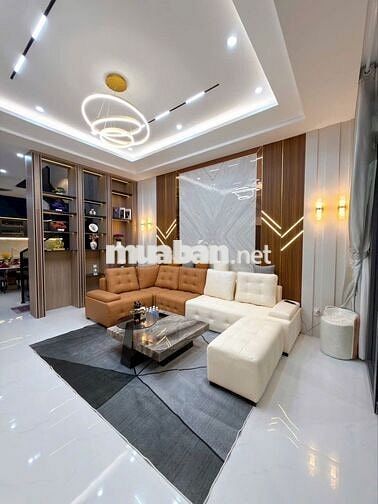 Bán nhanh nhà 1 trệt 1 lầu gần KCN Nam Tân Uyên – giá chỉ 2 tỷ 250!