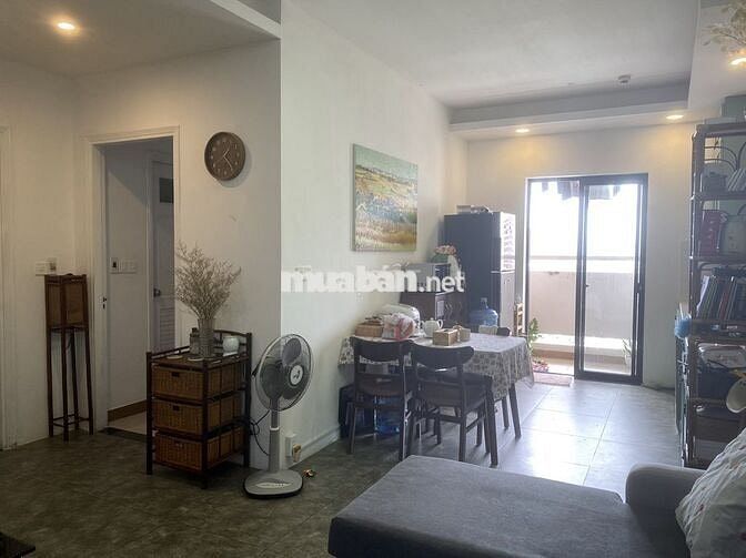 Cho thuê căn hộ Era Town, nội thất đẹp,2 phòng ngủ giá 9 triệu/tháng