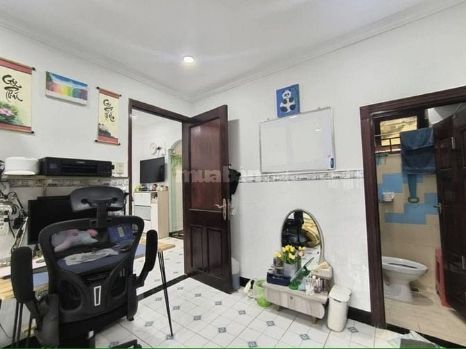 Chung cư Trần Quốc Thảo, P6, Q3: 74m2, 2p ngủ, máy lạnh, 9tr5/tháng