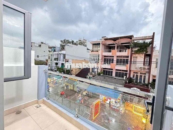 PHÒNG FULL NỘI THẤT BAN CÔNG THOÁNG SÁNG Ở BÌNH THẠNH GẦN Q1,Q3