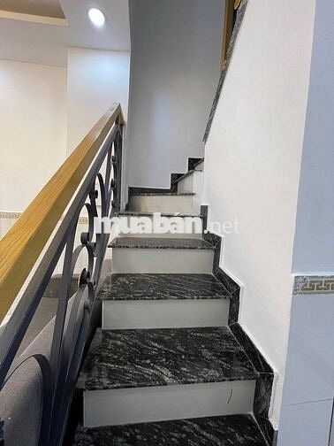 CHO THUÊ NHÀ NGUYÊN CĂN MỚI 80% - VỊ TRÍ ĐẸP BÌNH TÂN - GIÁ 7TR/THÁNG