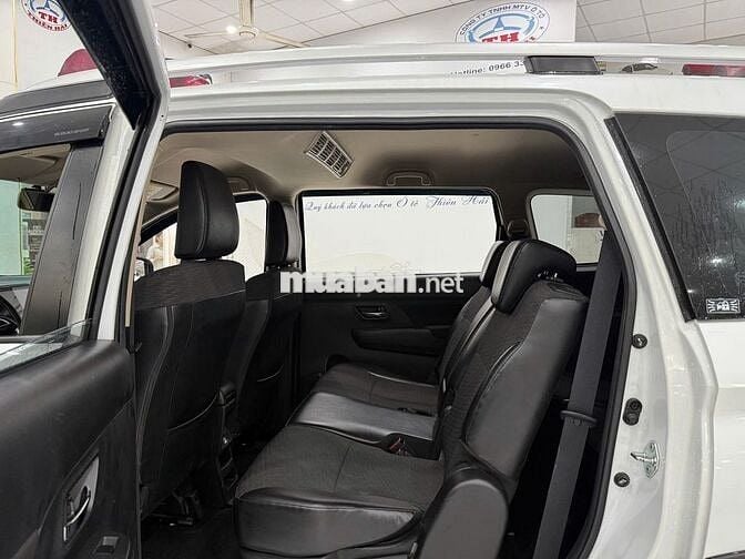 Suzuki XL7 GLX AT 2021 màu trắng