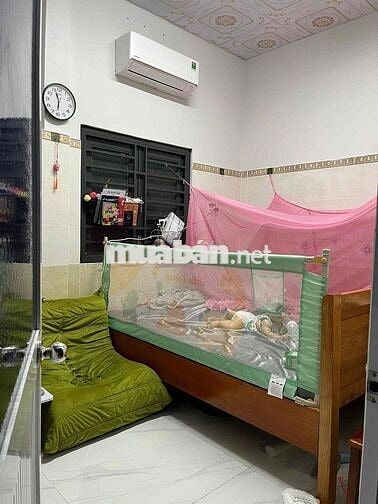 CẦN BÁN 197m2 ĐẤT CÓ SẴN NHÀ CẤP 4 SỔ RIÊNG TÂN QUÝ TÂY BÌNH CHÁNH