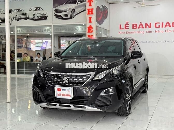 Peugeot 5008 1.6AL 2018 màu đen