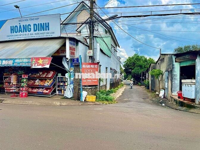 Bán nền 2 mặt tiền nhựa đối diện ủy ban Bình Lộc