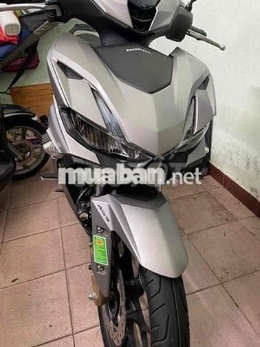 Cần tiền nên bán v4 xe như mới đi có 3800km