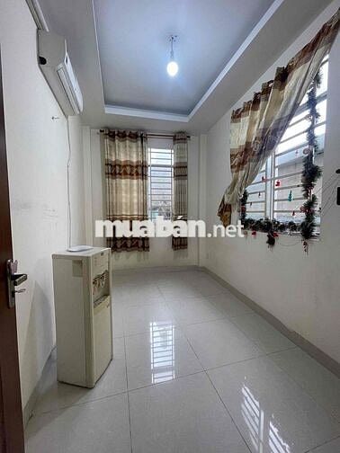 Cho Thuê Nhà Nguyên Căn 3 Tầng Gần Q1 Đường XVNT Giá 12tr