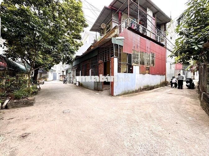 Bán gấp đất Vạn Phúc Đông Mỹ ô tô ,ngõ thông diện tích rộng giá 6.2 tỷ